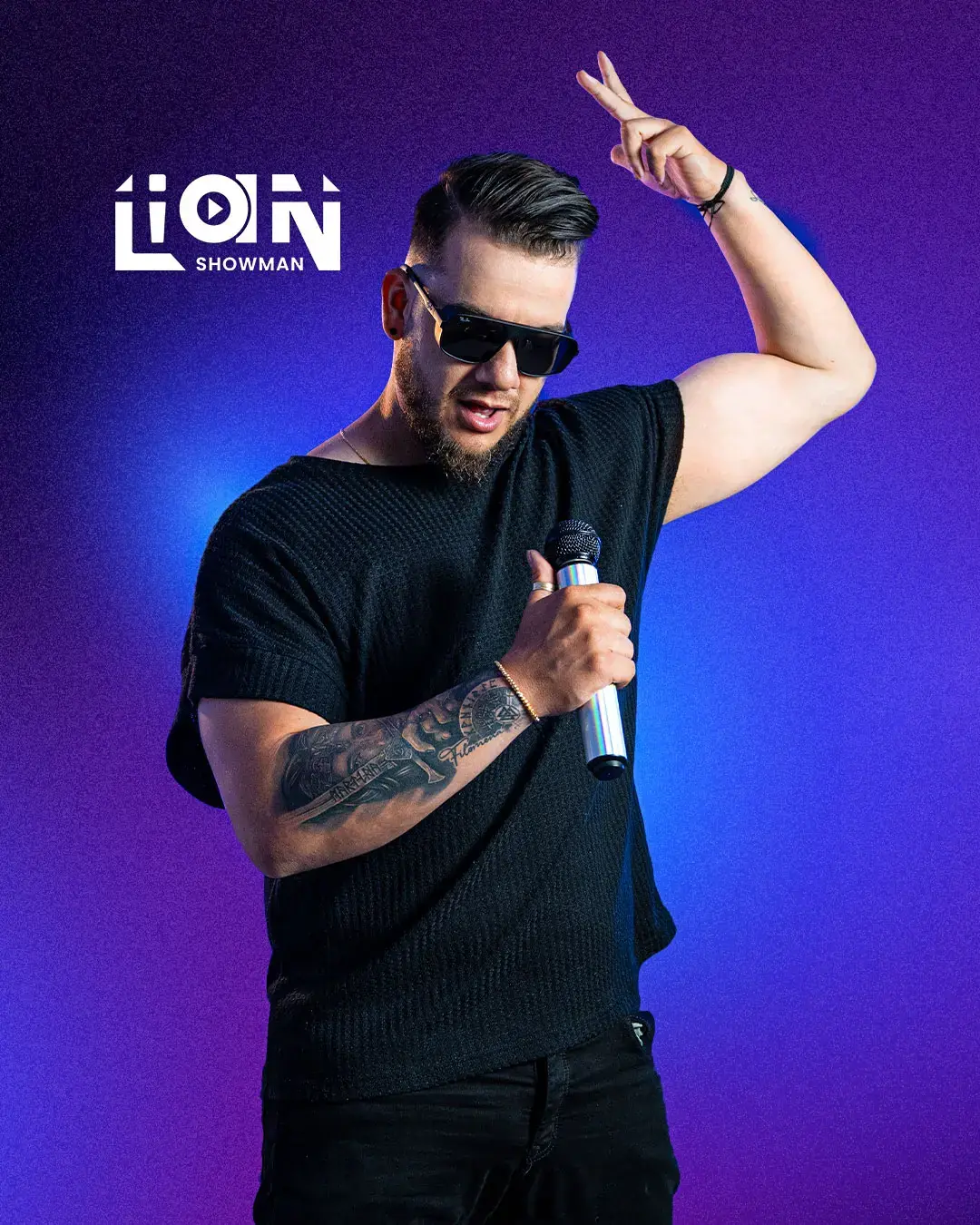 Lian Showman, animador y maestro de ceremonias